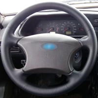 Оплетка на руль из натуральной кожи УАЗ-3163 Patriot 2005-2012 г.в. без подушки безопасности (черная)